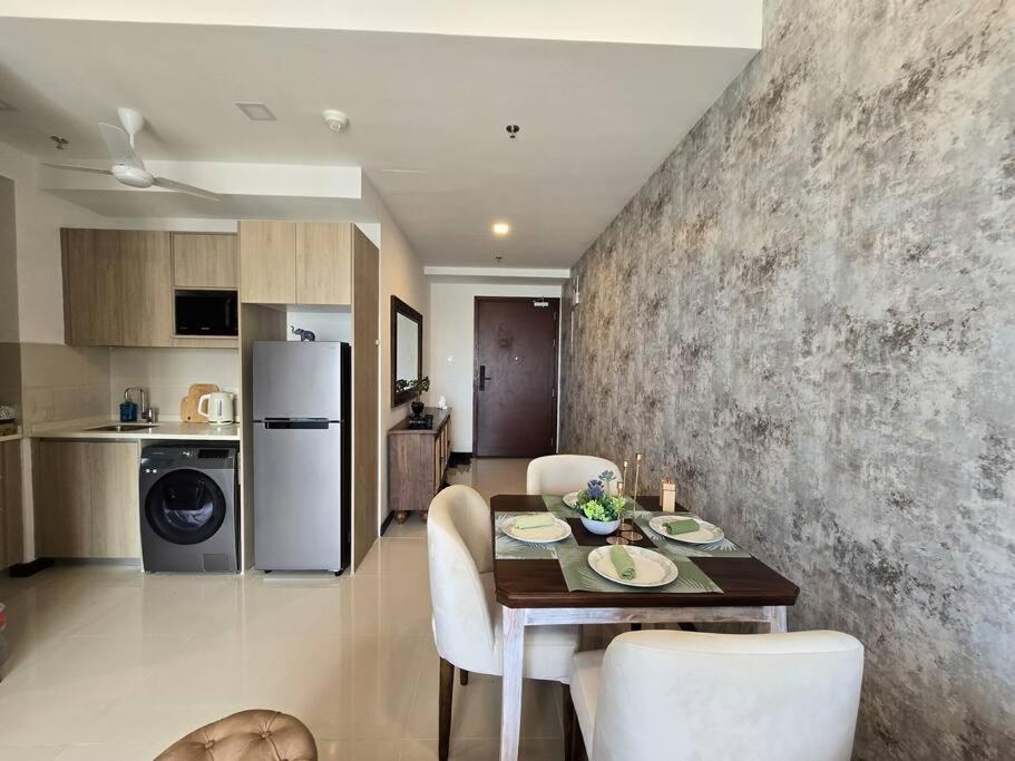 Skyline 29th-floor Tri-zen Luxury Appartement *